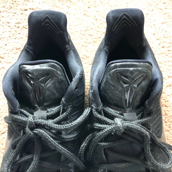 kobe triple black